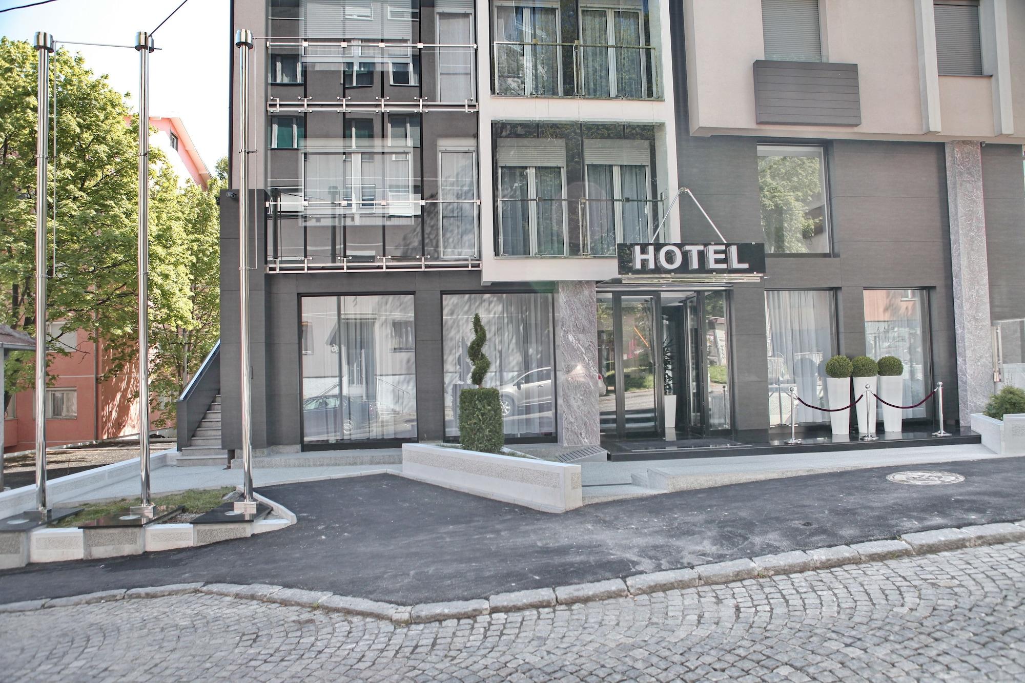 Vista Exterior Nova City Hotel Signature Collection