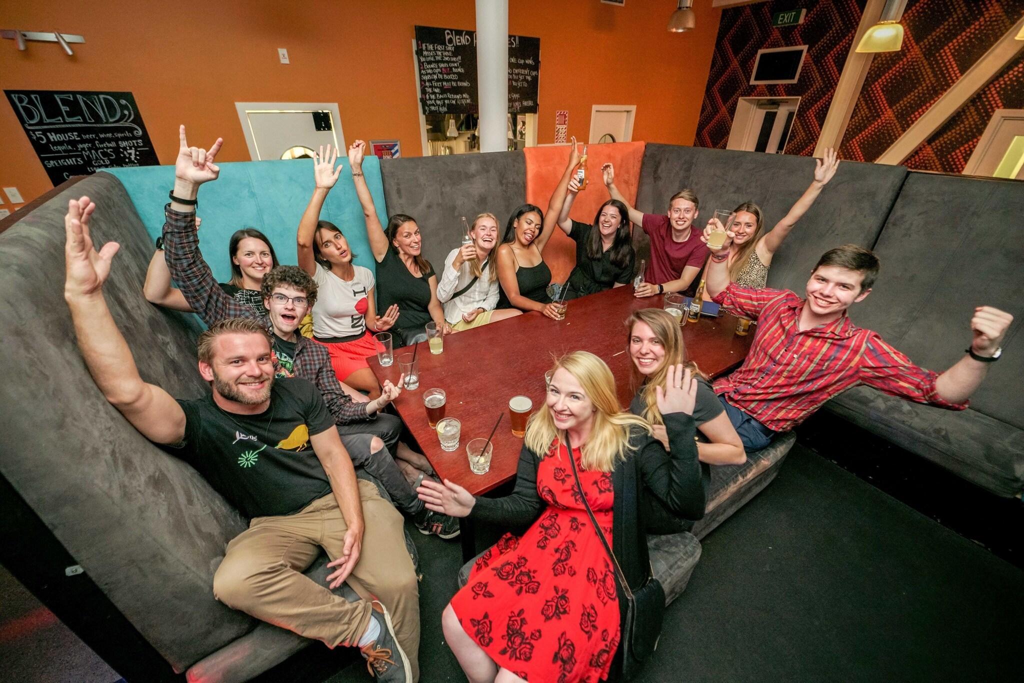 Bar/Salón Capital Wellington