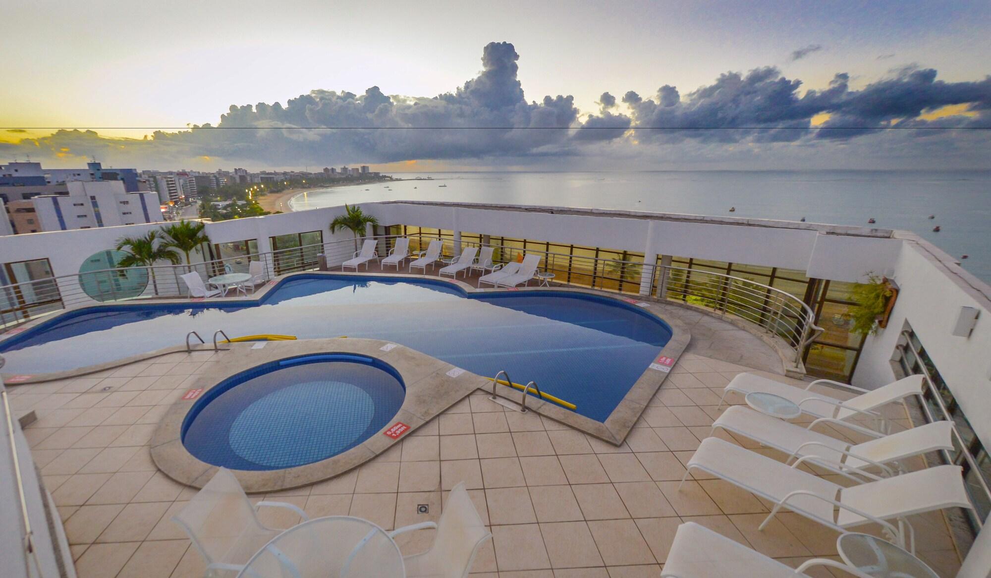 Vista Piscina Best Western Premier Maceió