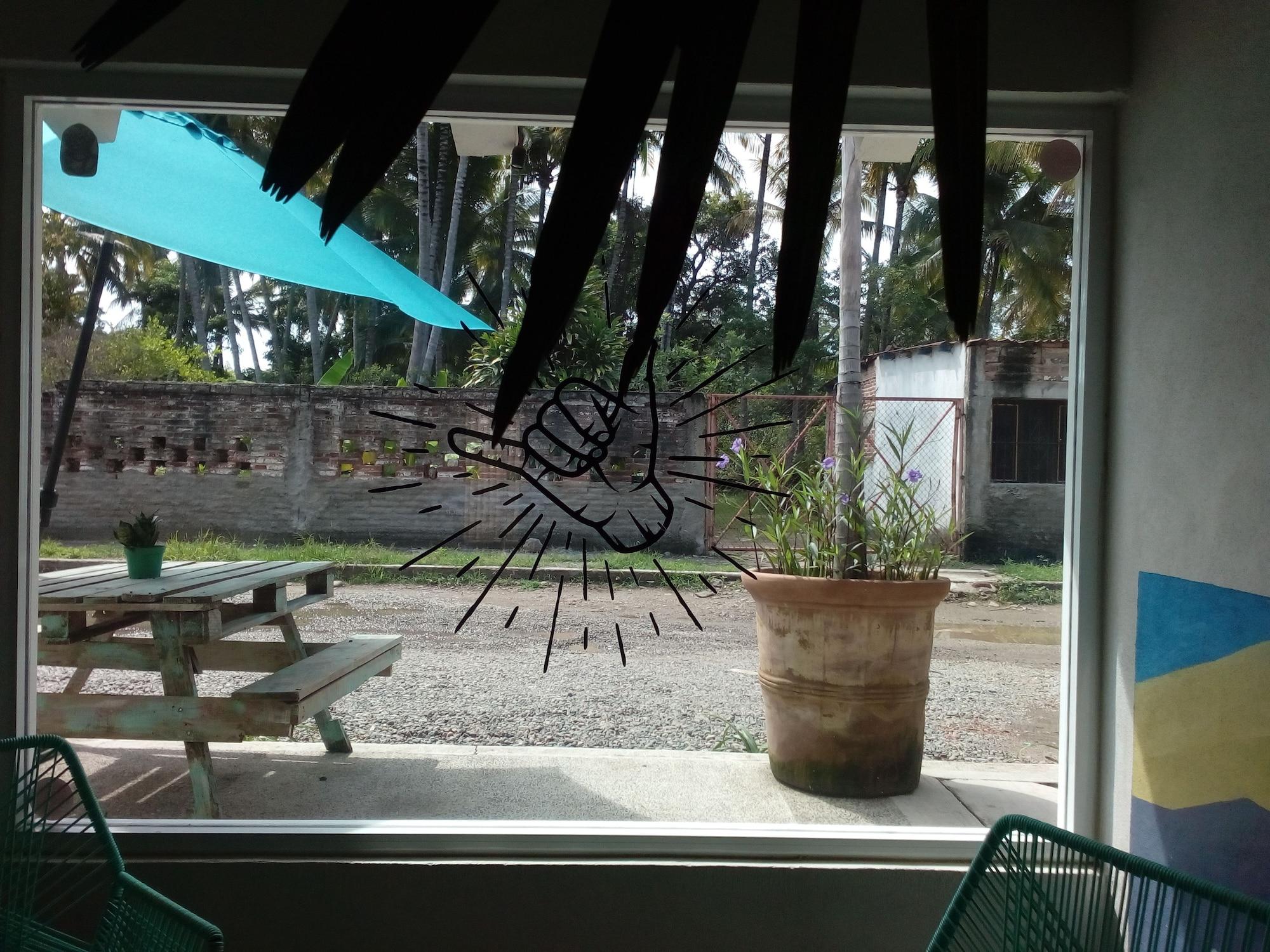 Vista Lobby Shaka Surf House - Hostel