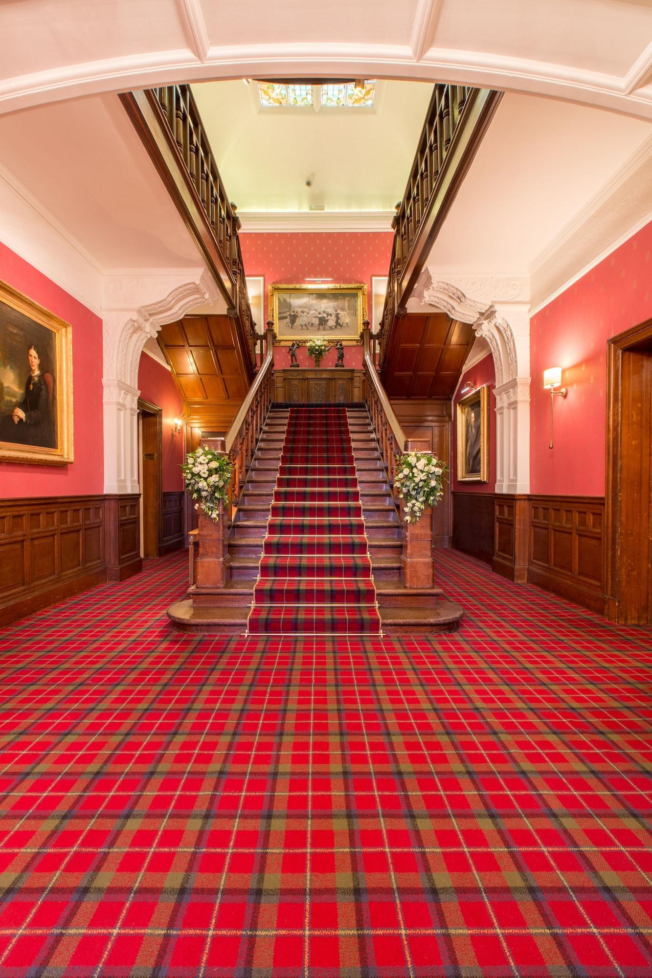 Vista Lobby Sherbrooke Castle Hotel