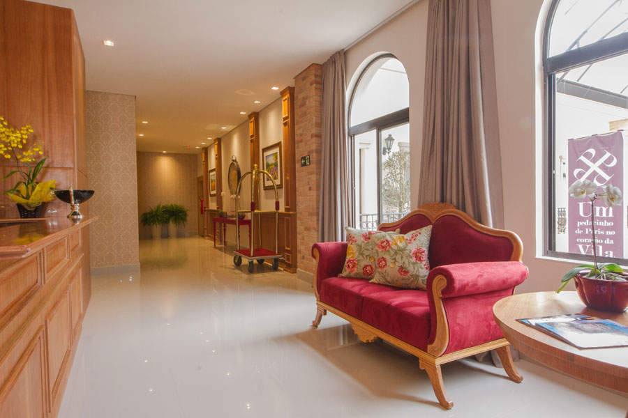 Vista Lobby Hotel Luis XV