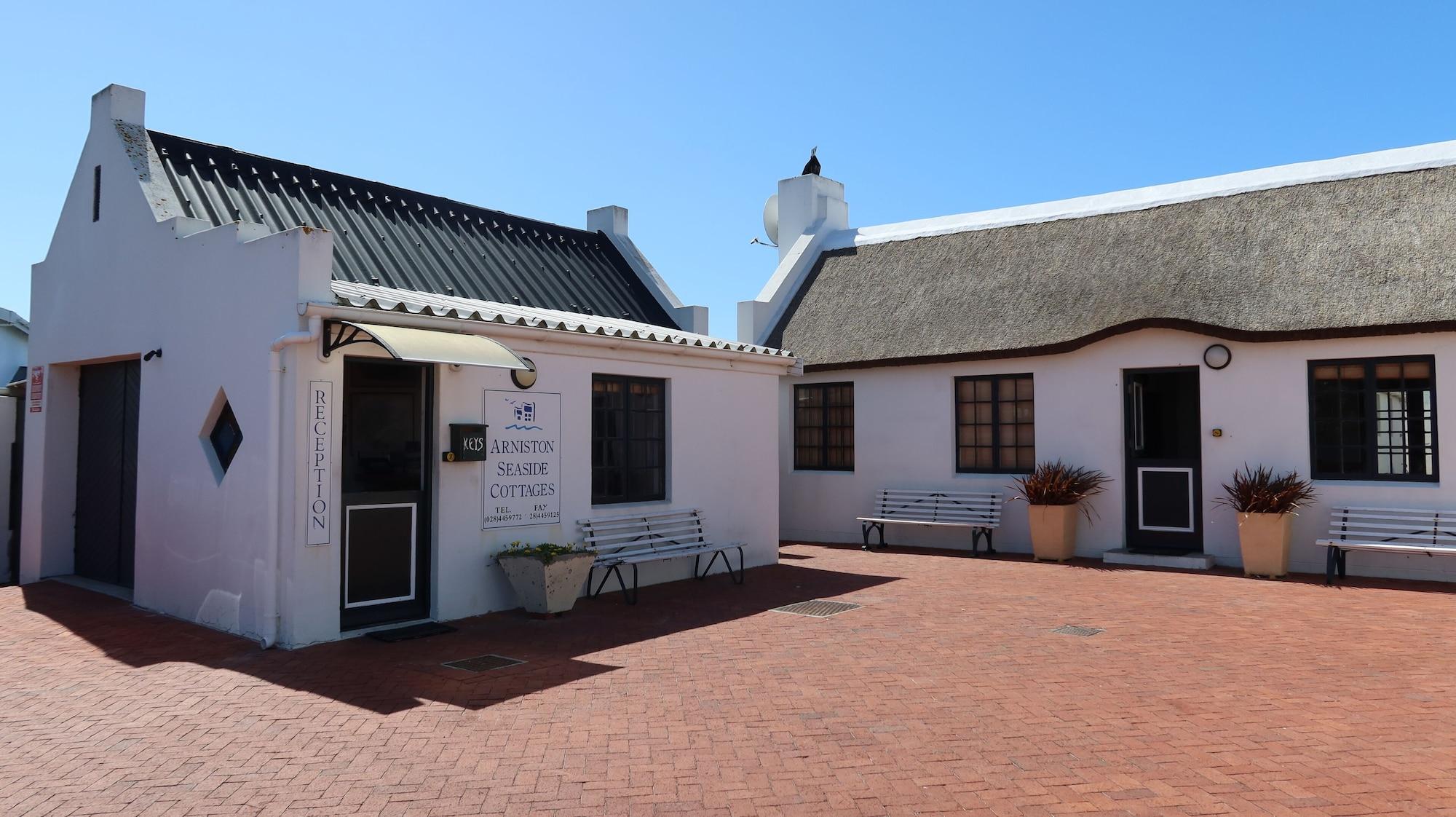 Vista Lobby Arniston Seaside Cottages
