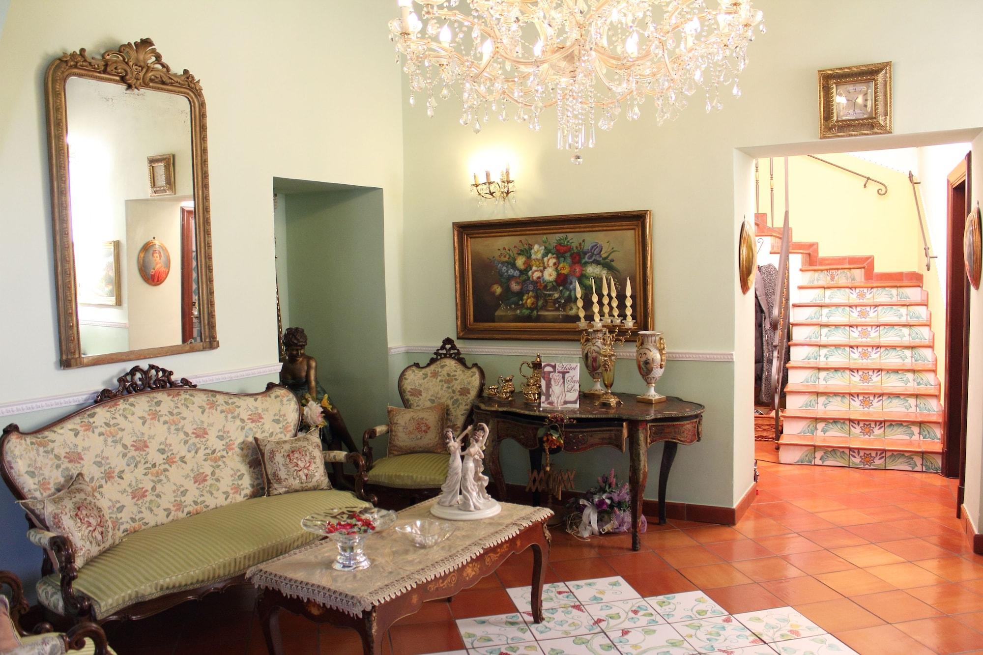 Vista Lobby Hotel San Leo