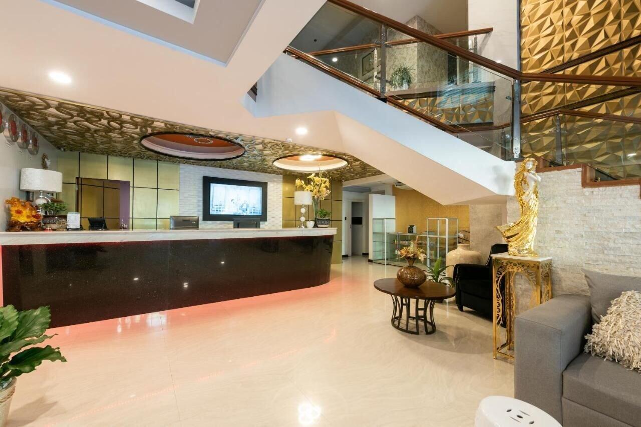 Varios Amore Hotel Manila