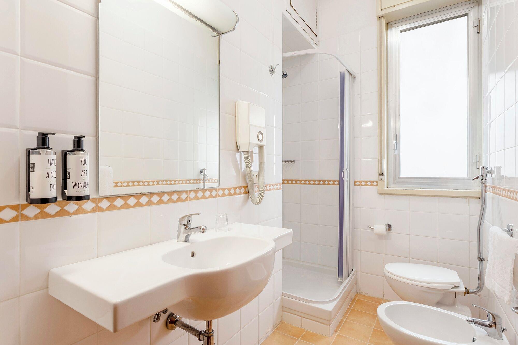 Equipamiento de Habitación Crisol Europa