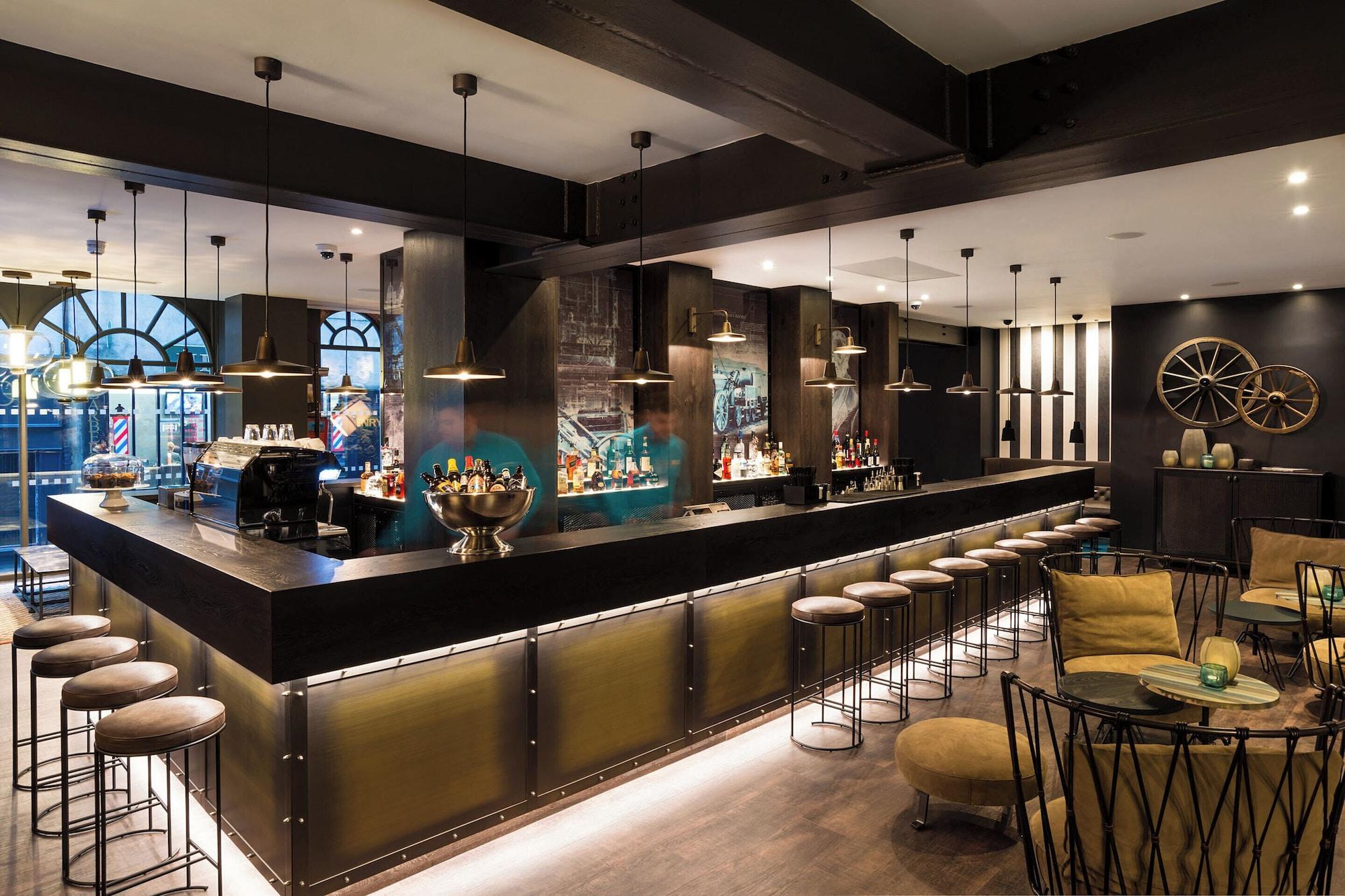 Varios Motel One Newcastle