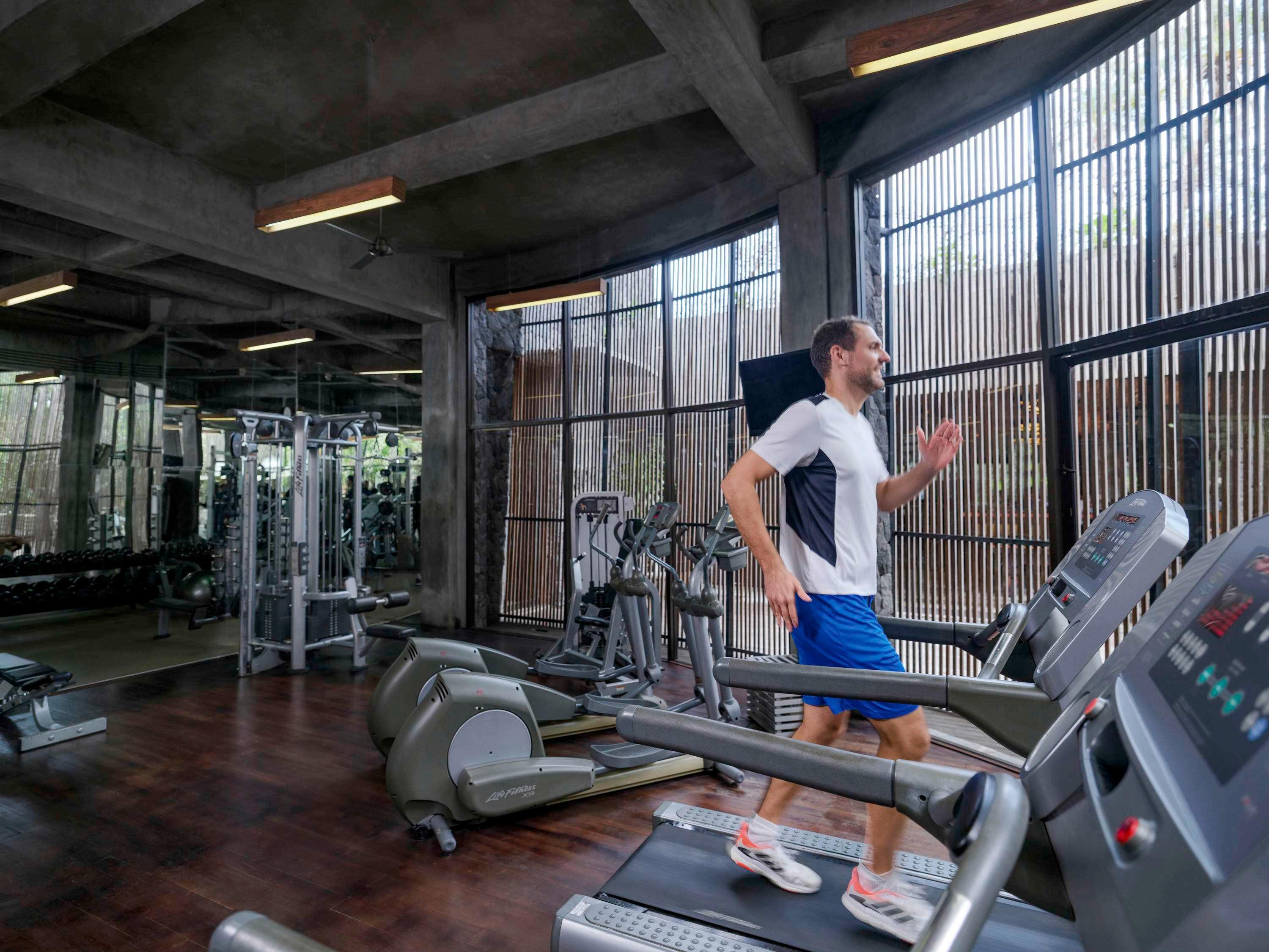 Gimnasio Peppers Seminyak