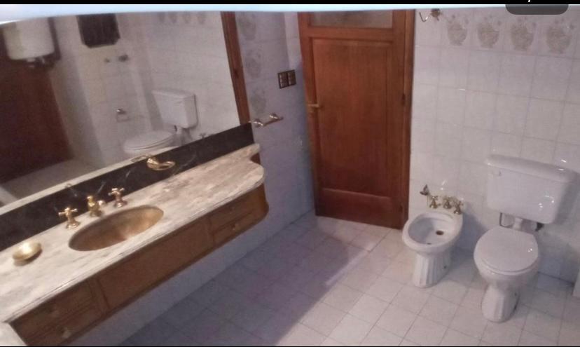 Baño CASTELEYHOST
