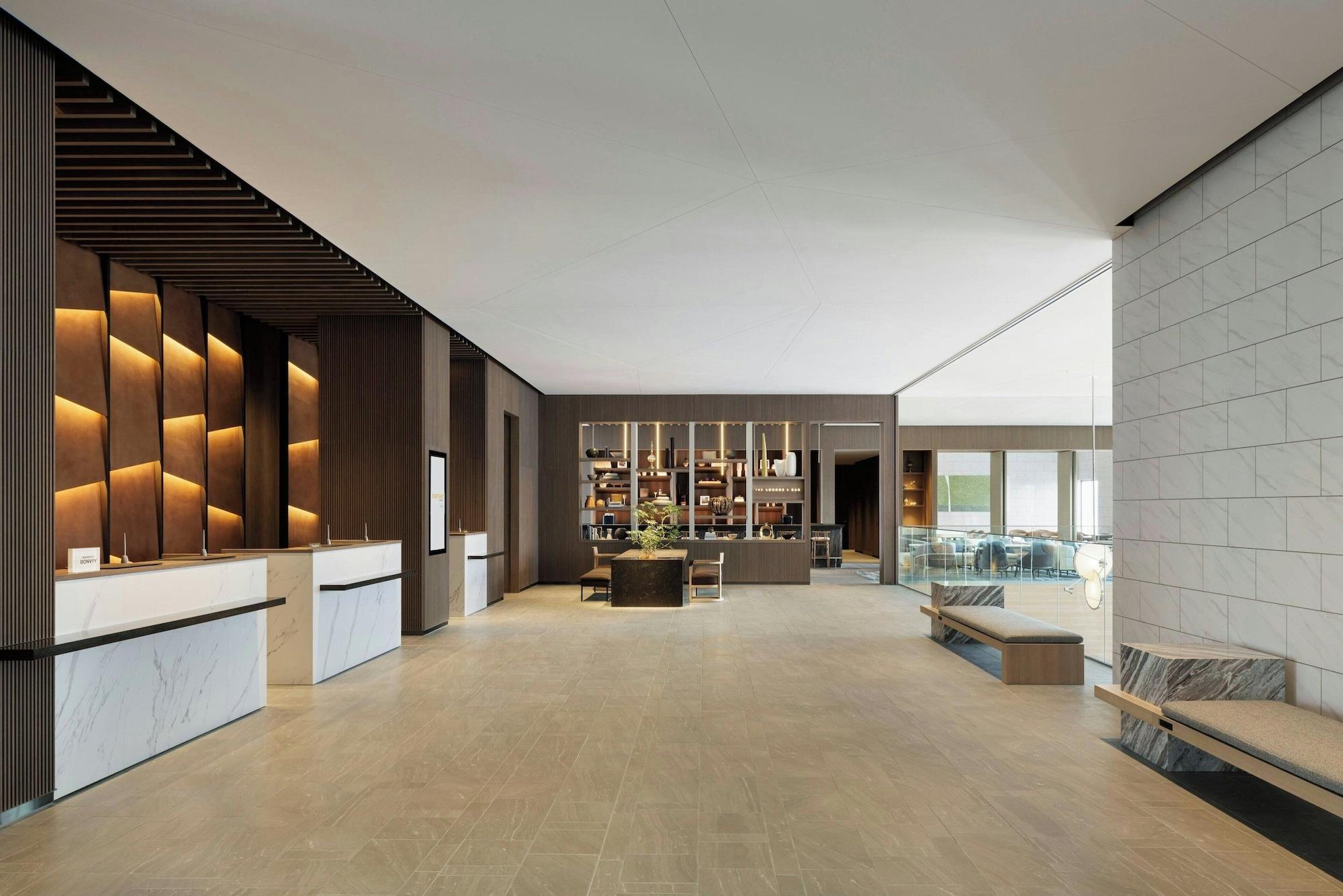 Vista Lobby Courtyard By Marriott Fukui