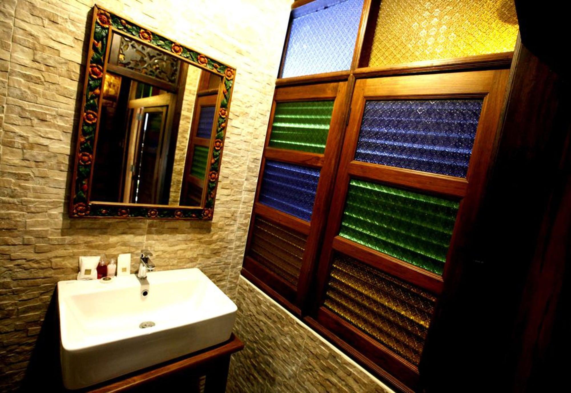 Equipamiento de Habitación Baanthep Antique Homestay