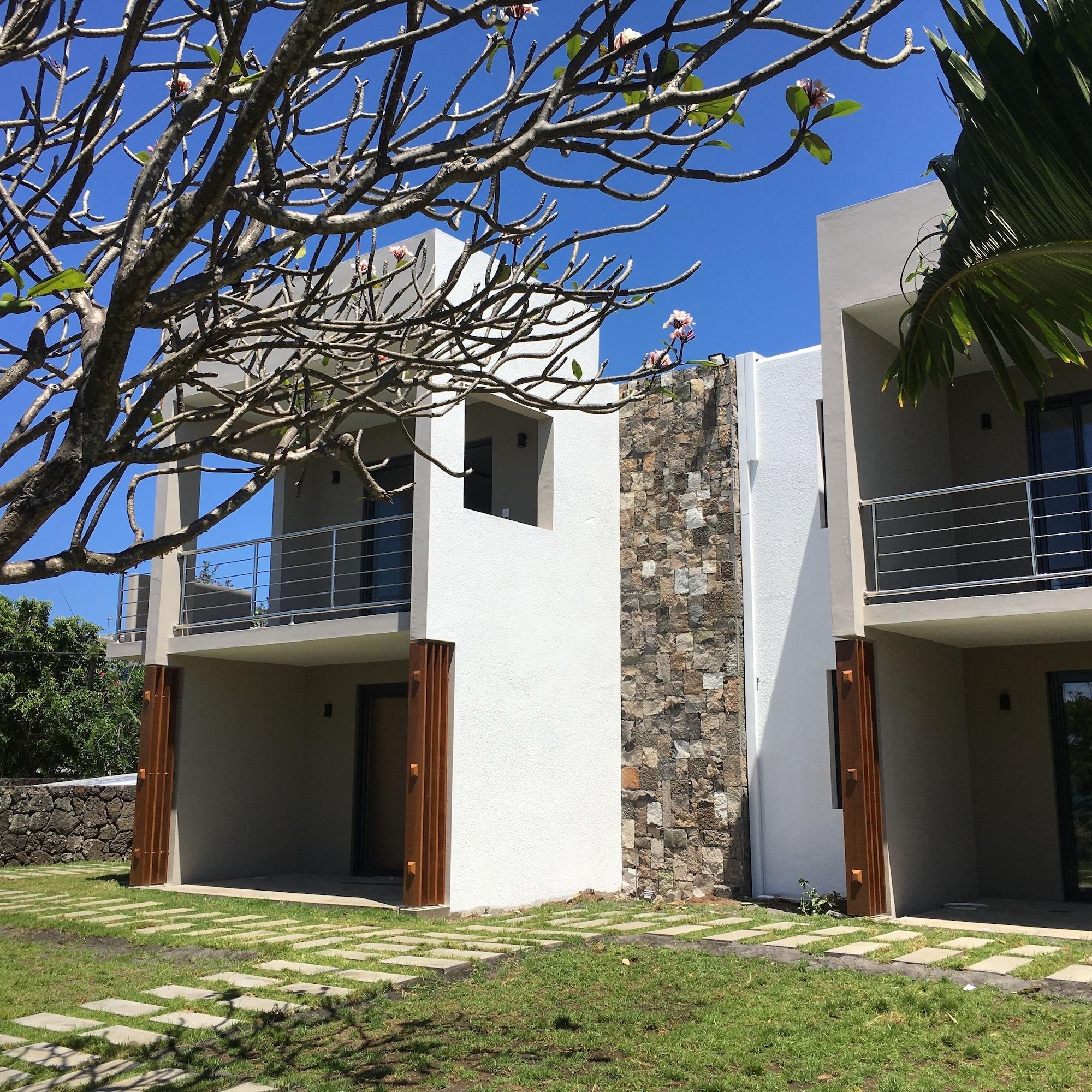 Vista Exterior Valmarin Seafront Apartments