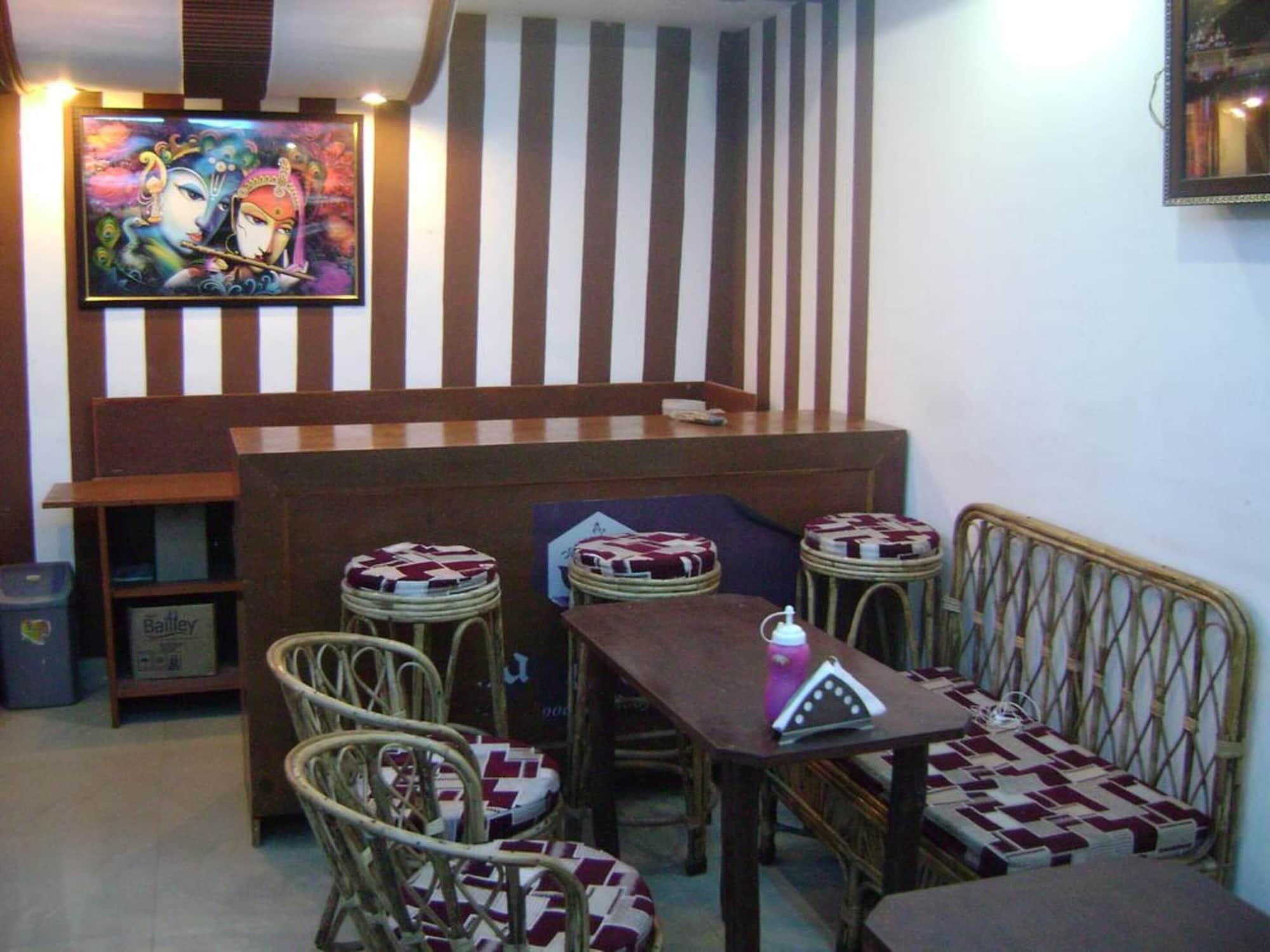 Restaurant BlueStays Hostel