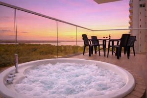 Alquiler Vacacional - Balcón + Jacuzzi | Full A/C + 2 baños | Piscinas TOP