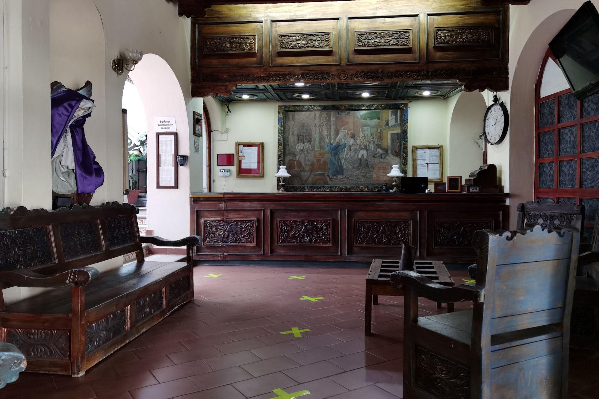 Vista Lobby CAPITAL OMesón De La Fragua