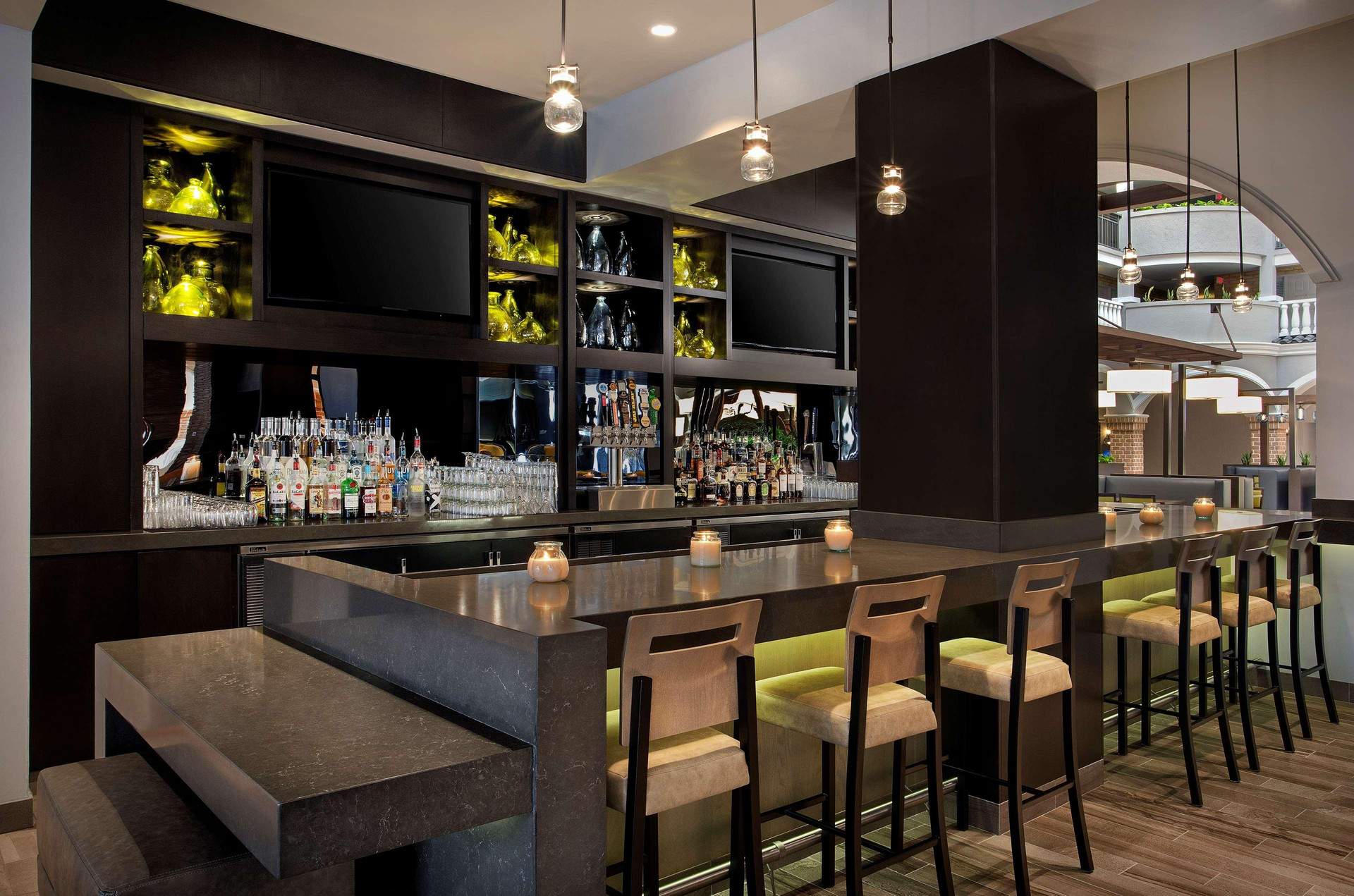 Bar/Salón Embassy Suites by Hilton Orlando International Dr Conv Ctr