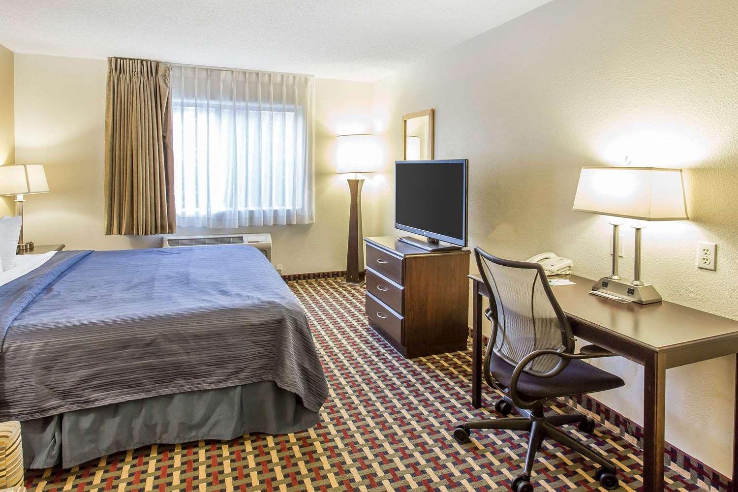 Suite Quality Inn & Suites Lakewood - Denver Southwest
