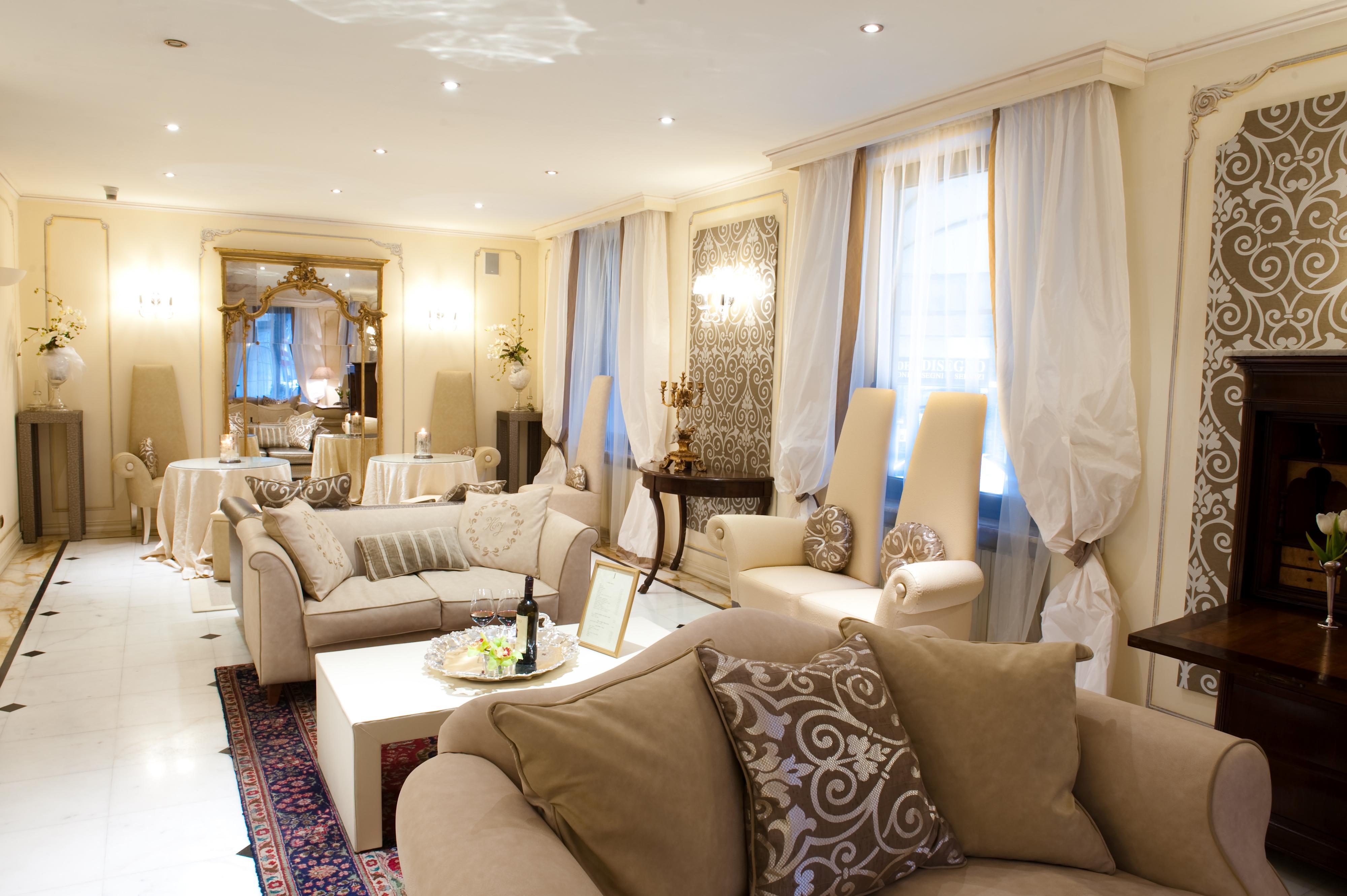 Vista Lobby Hotel Jolanda