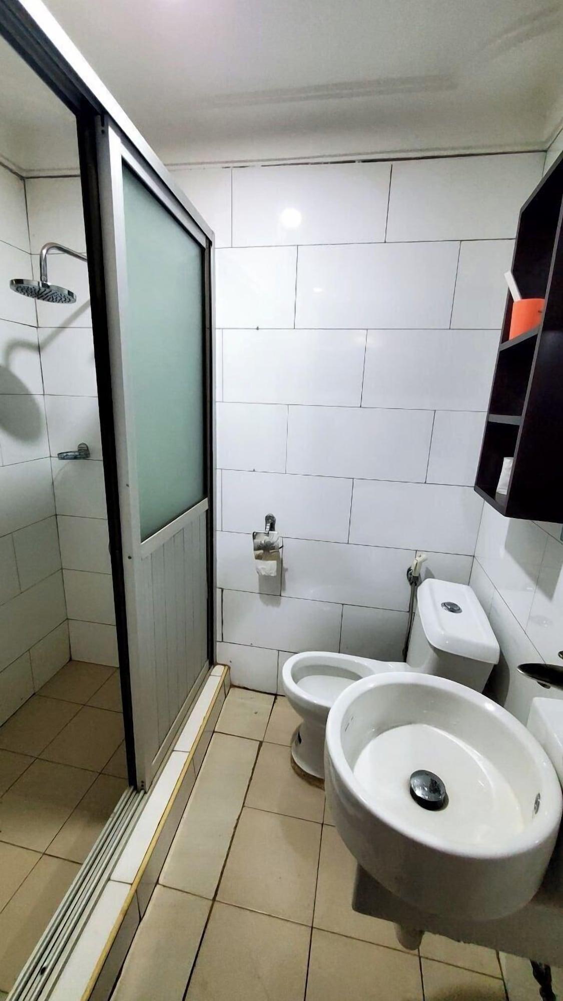 Comodidades do quarto Chello Suites