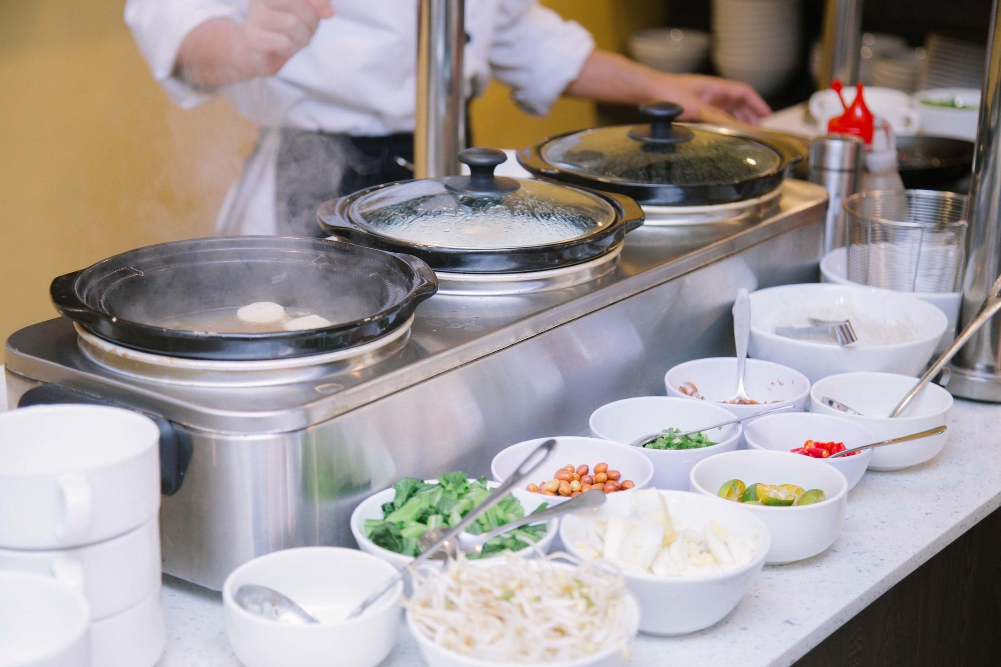 Restaurant The Capital Residence Suites