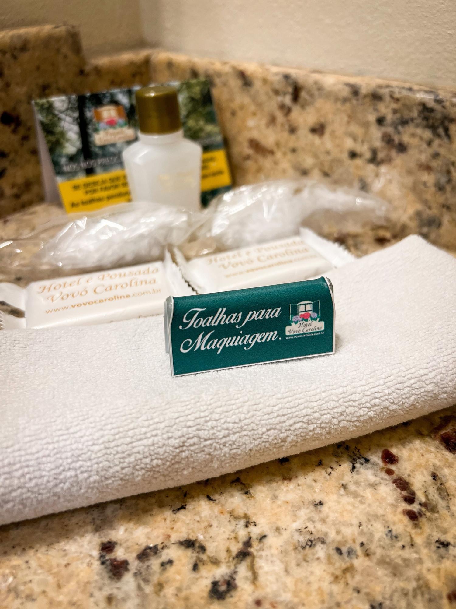 Equipamiento de Habitación Hotel Vovó Carolina