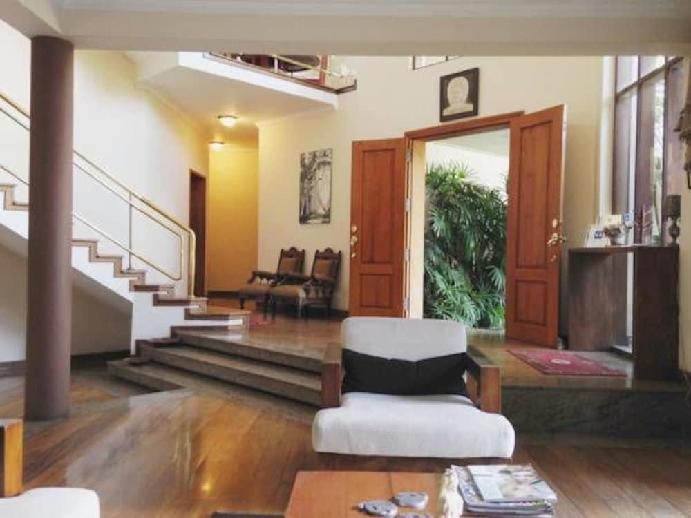 Vista Lobby Silvikris Villas