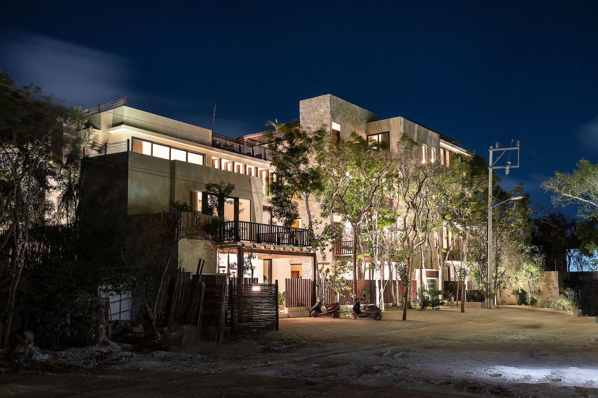 Varios Unho Tulum