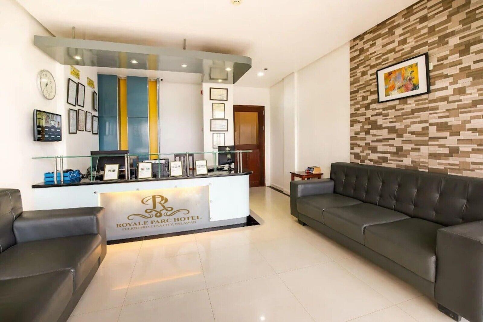 Vista Lobby Royale Parc Hotel Puerto Princesa Palawan