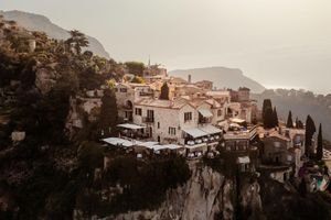 Hospedagens - Chateau Eza