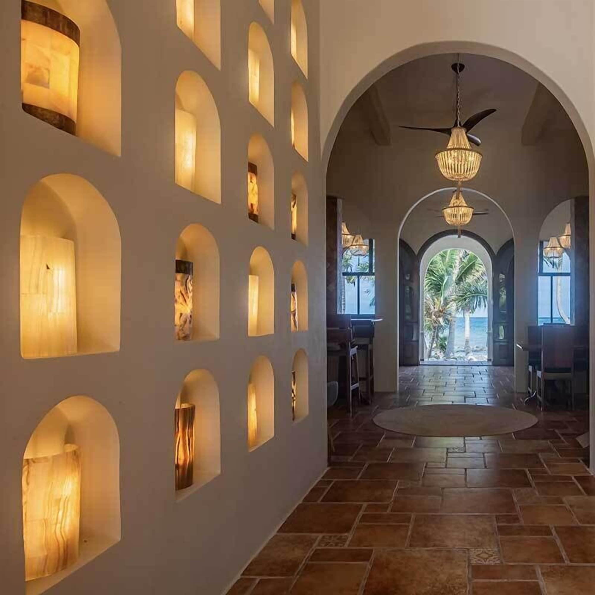 Vista Lobby Mahai Retreat