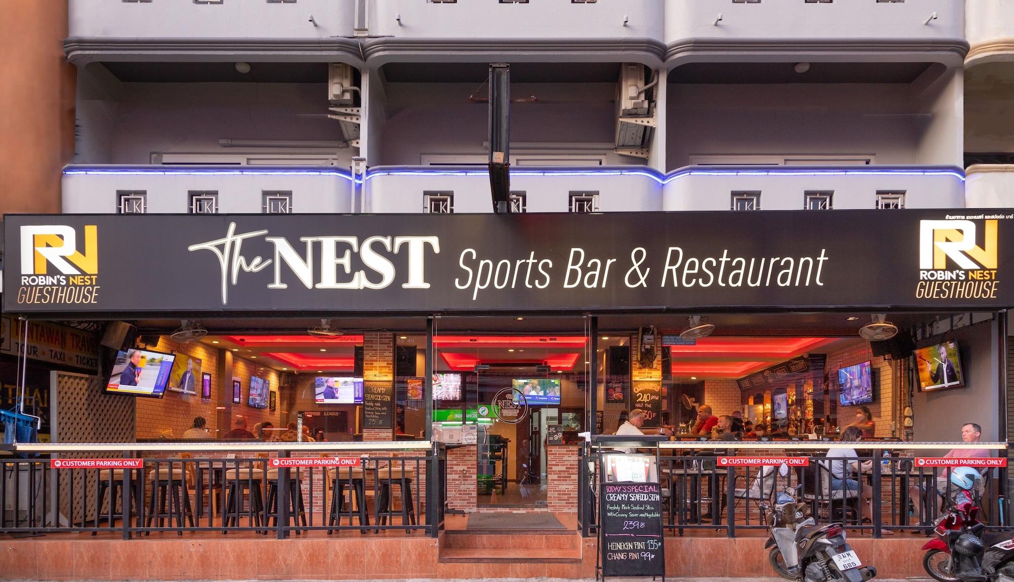 Varios Robin’s Nest Guesthouse & Restaurant