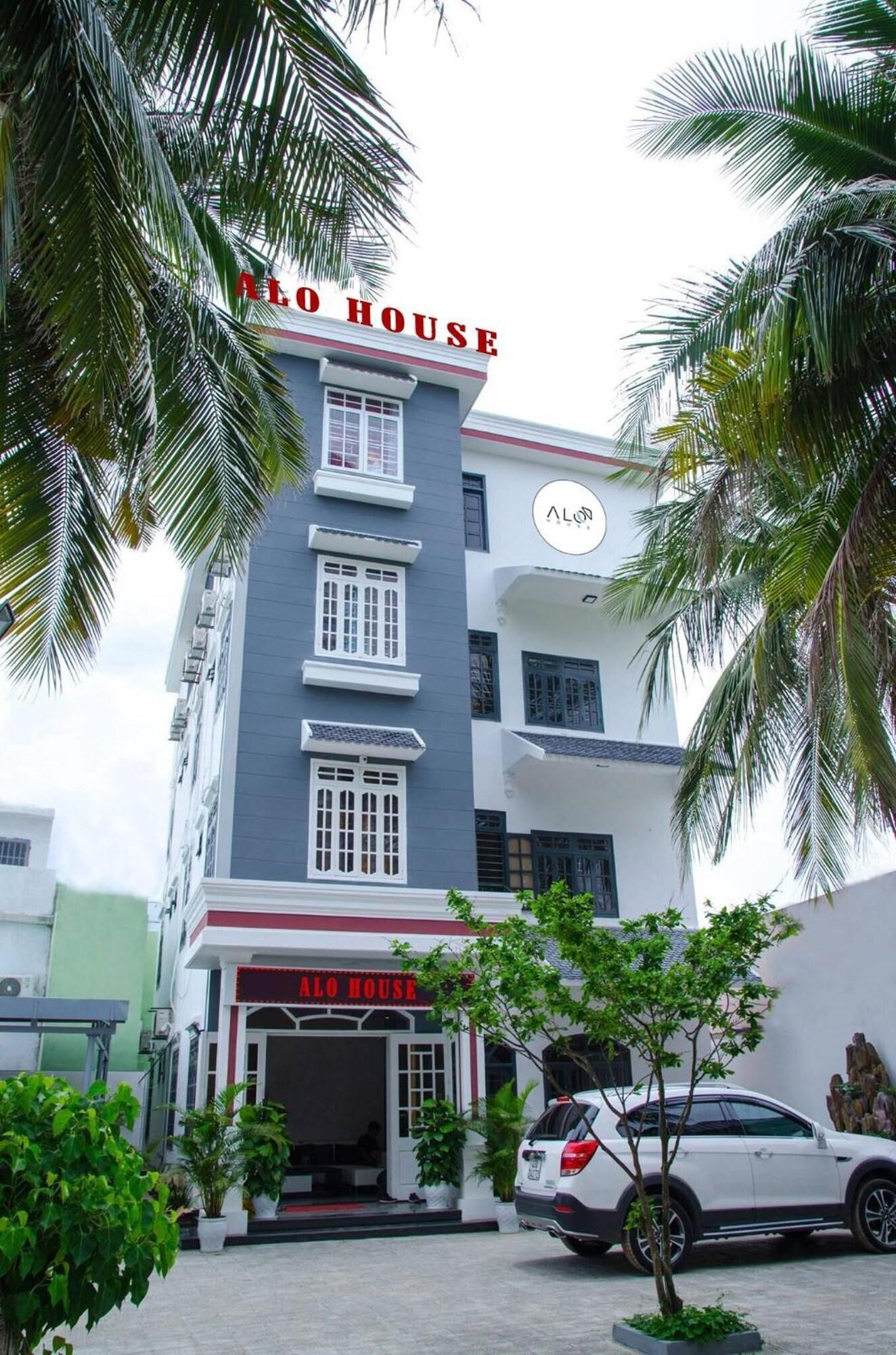 Vista Exterior Alo House
