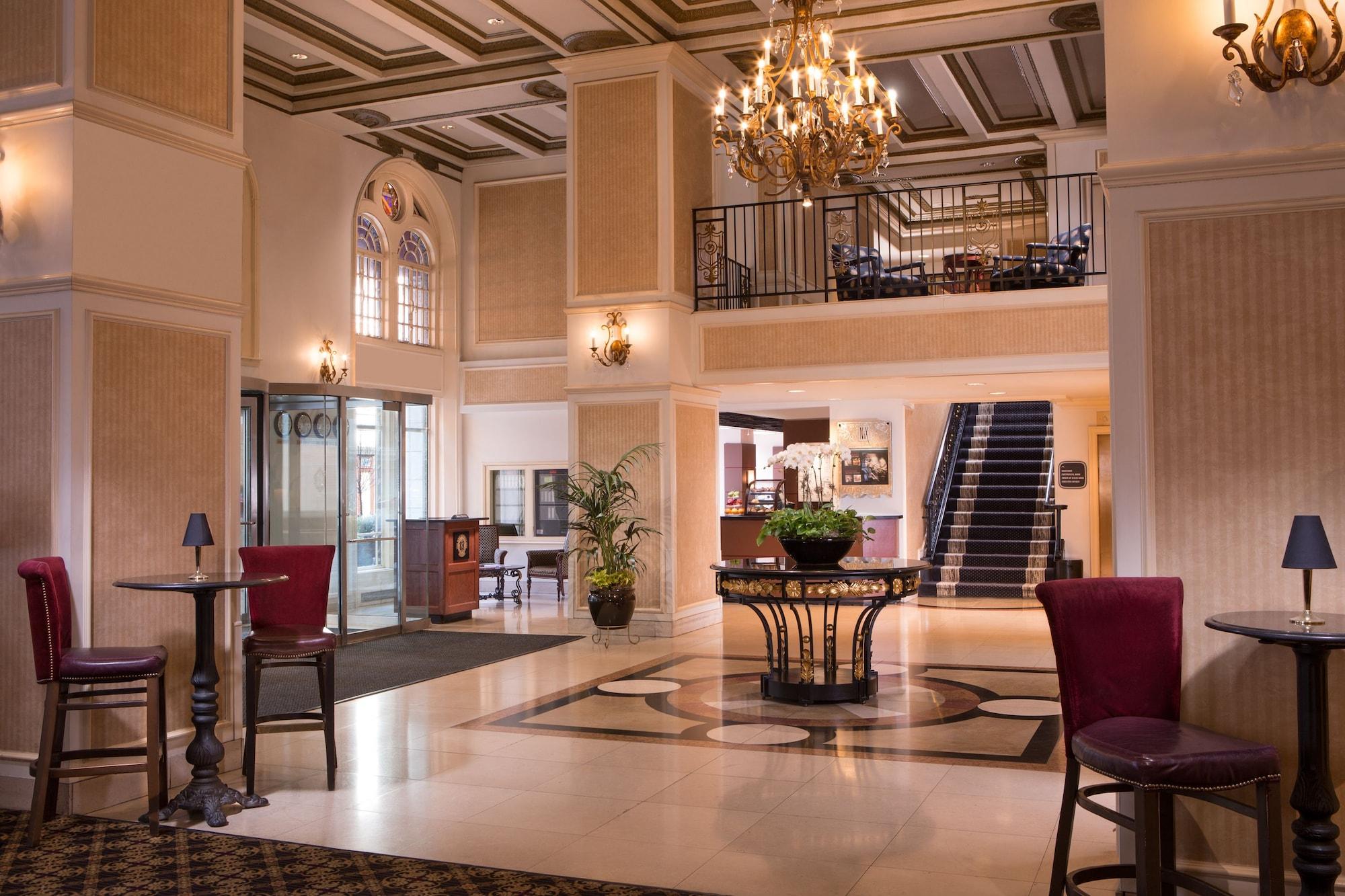 Vista Lobby Millennium Knickerbocker Chicago