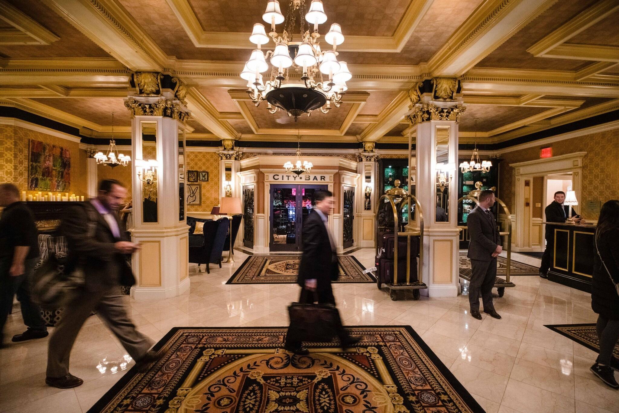 Vista Lobby The Lenox Hotel Boston