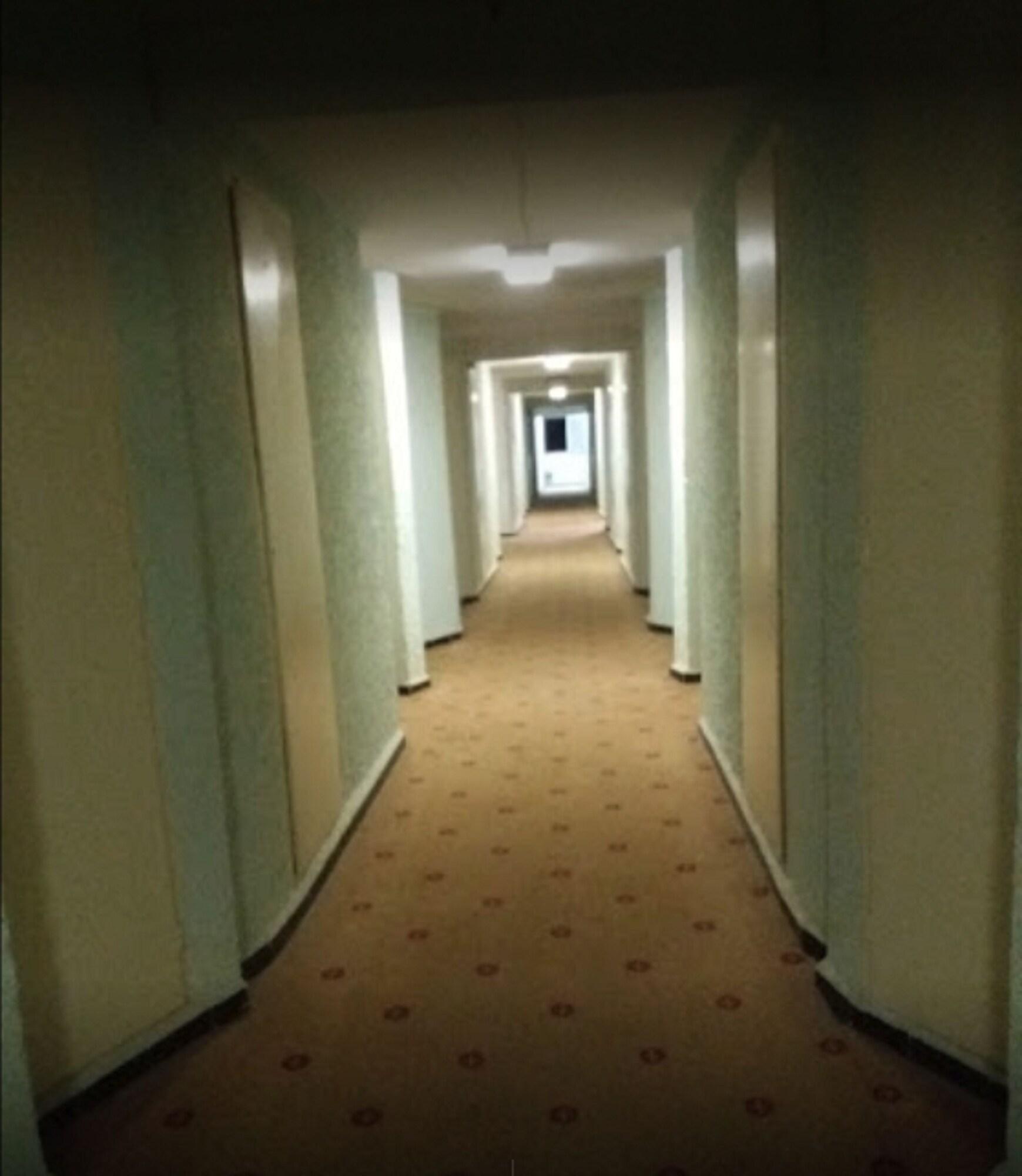Varios Hôtel Chelia
