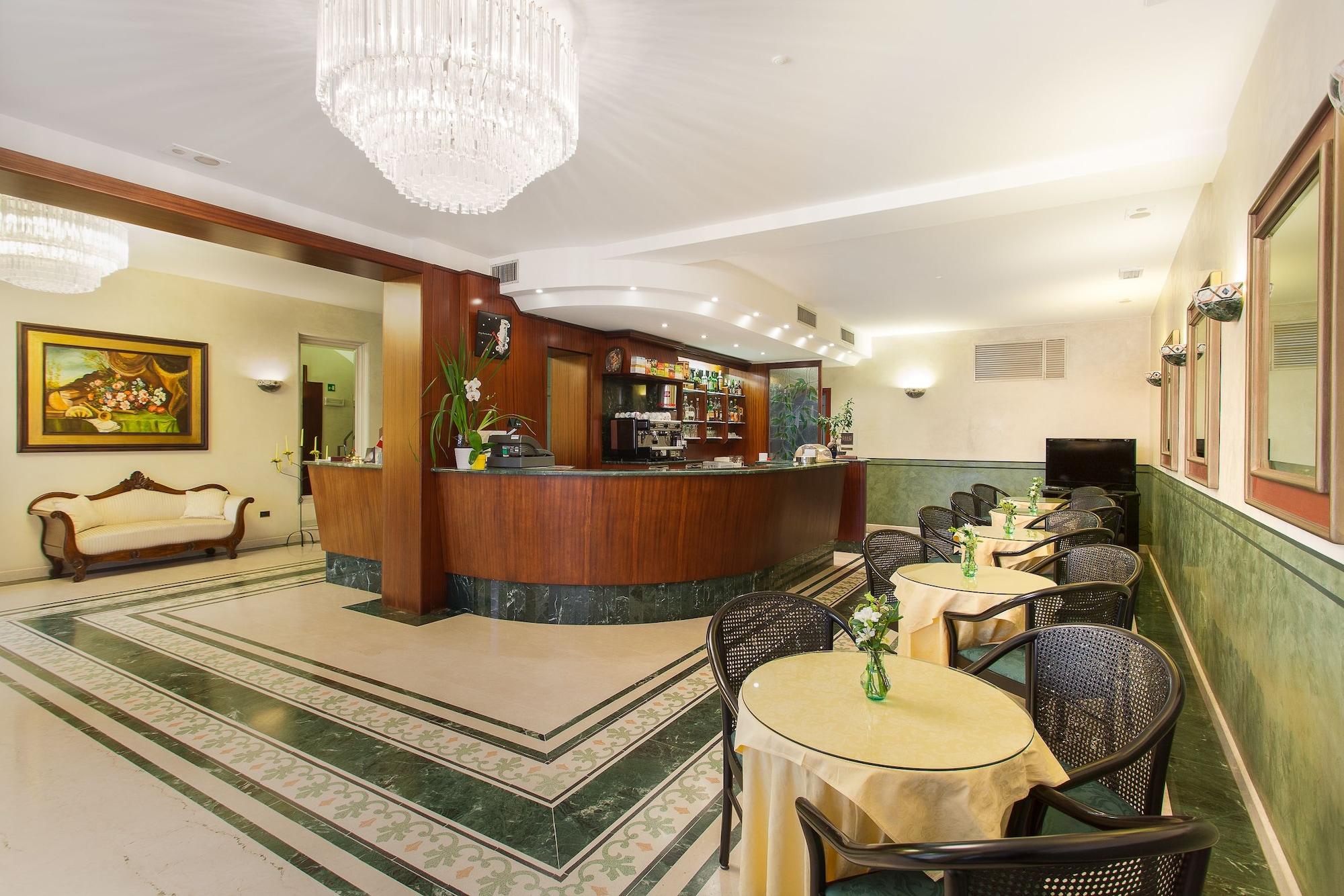 Vista Lobby Gambara