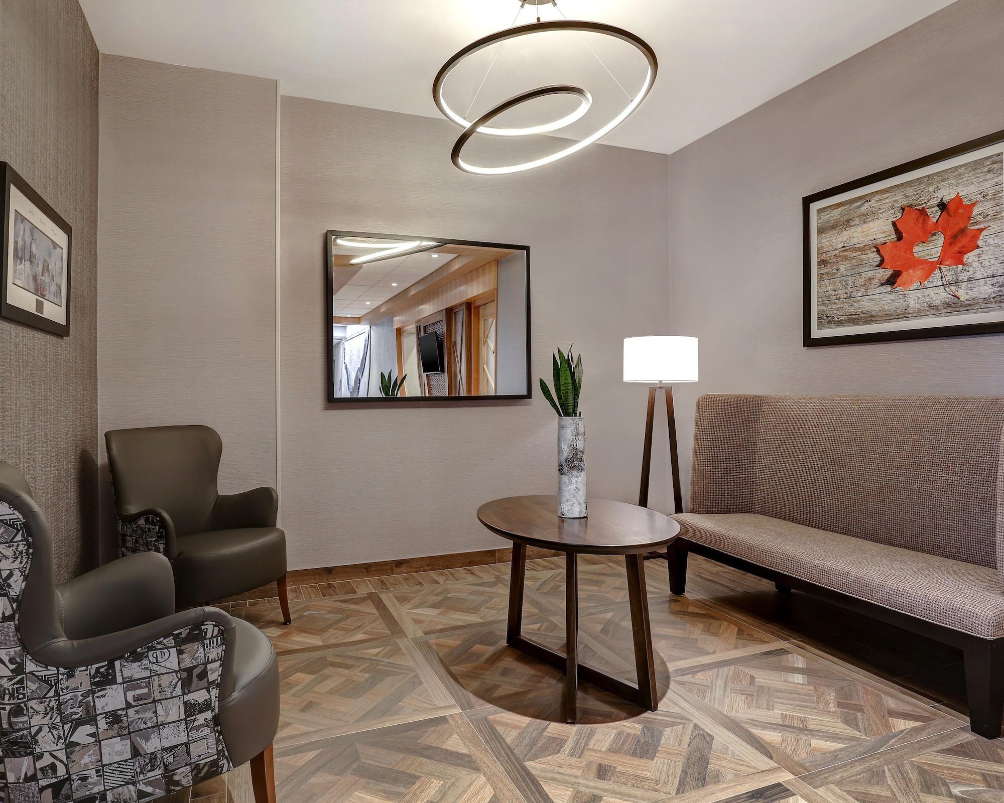 Vista Lobby Hyatt Place Ottawa West