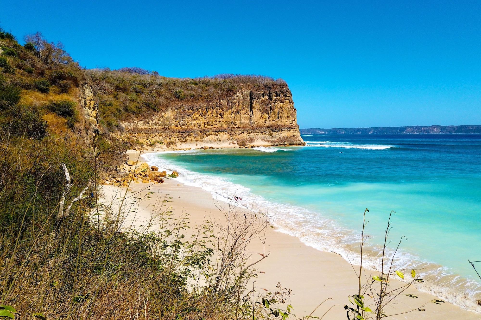 Playa Ekas Surf Resort, Wellness Centre & Retreats