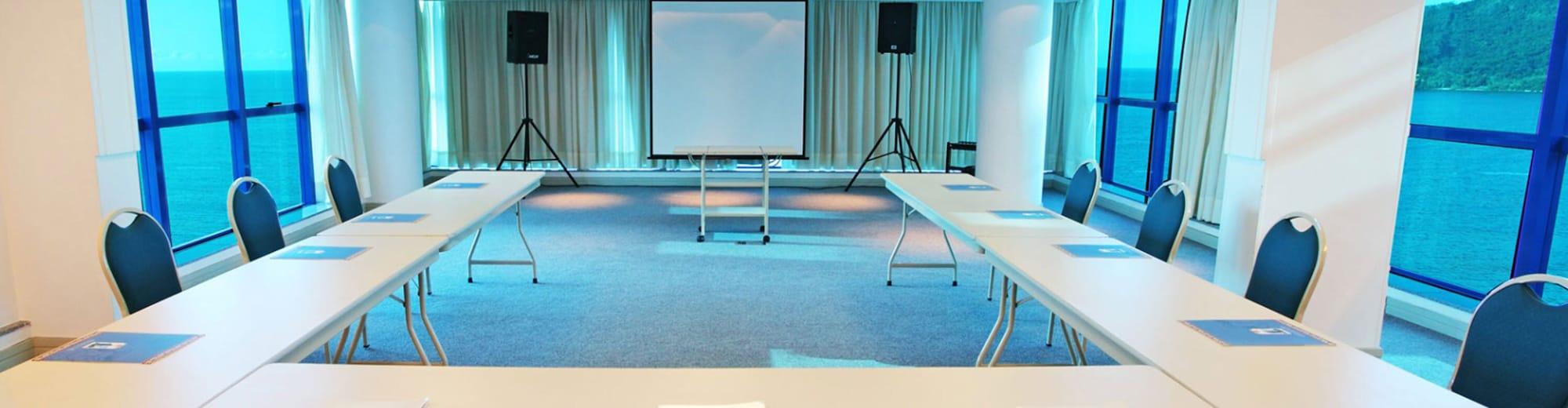 Sala de Reuniones Hotel Bhally