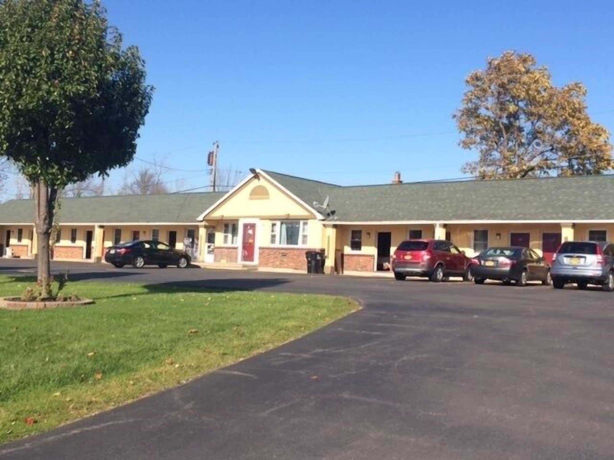 Vista Exterior Budget Inn