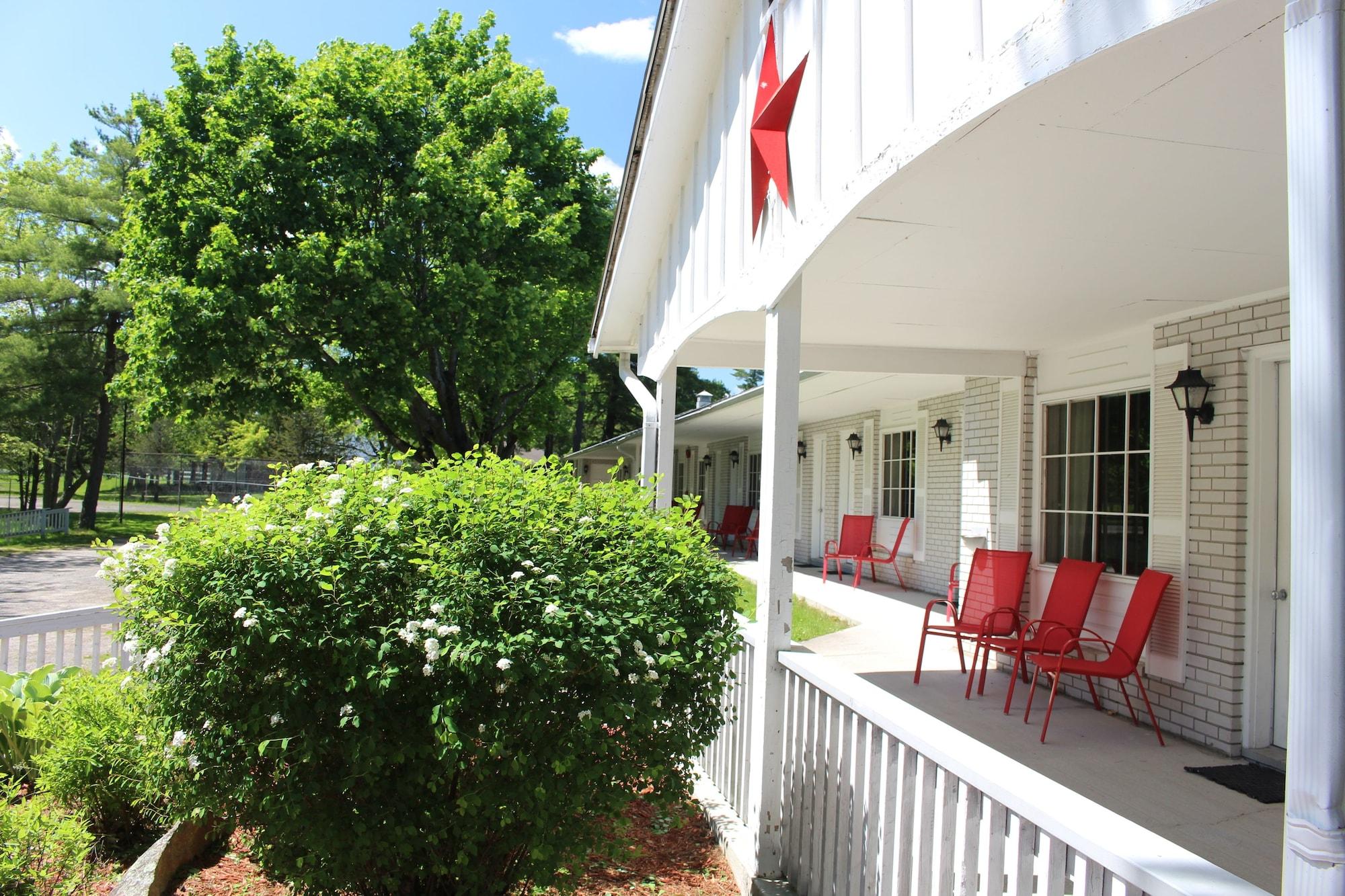 Vista Exterior Colonial Resort-1000 Islands