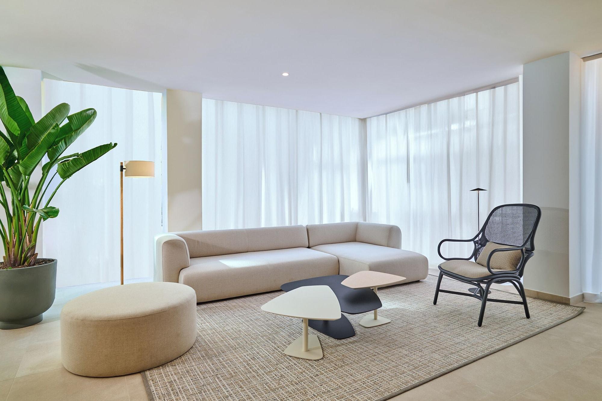 Vista Lobby Apartamentos Luna Suites Granada