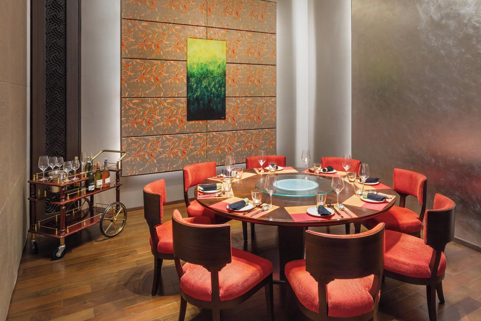 Restaurant Sheraton Grand Bengaluru Whitefield