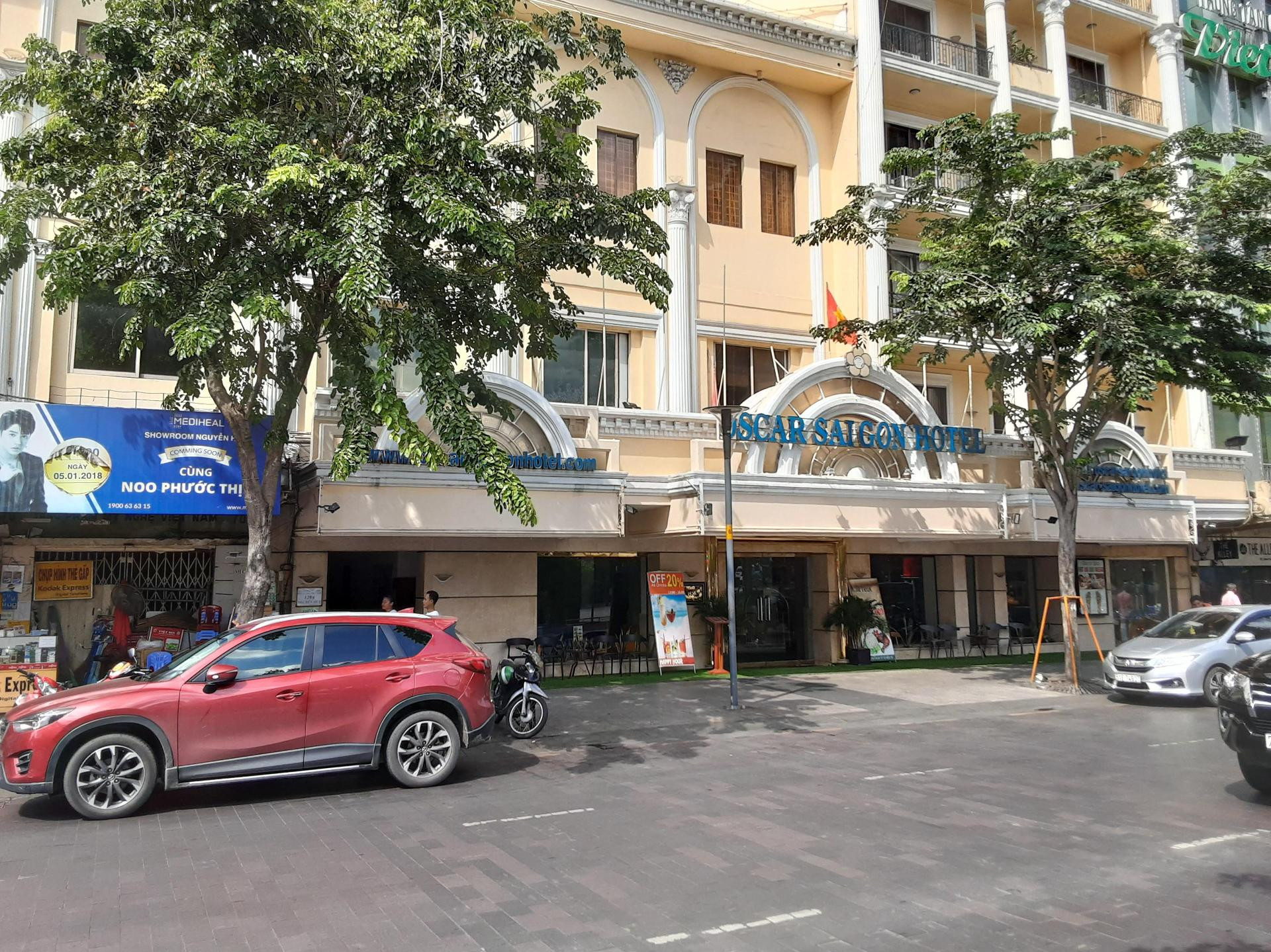 Vista Exterior Oscar Saigon Hotel