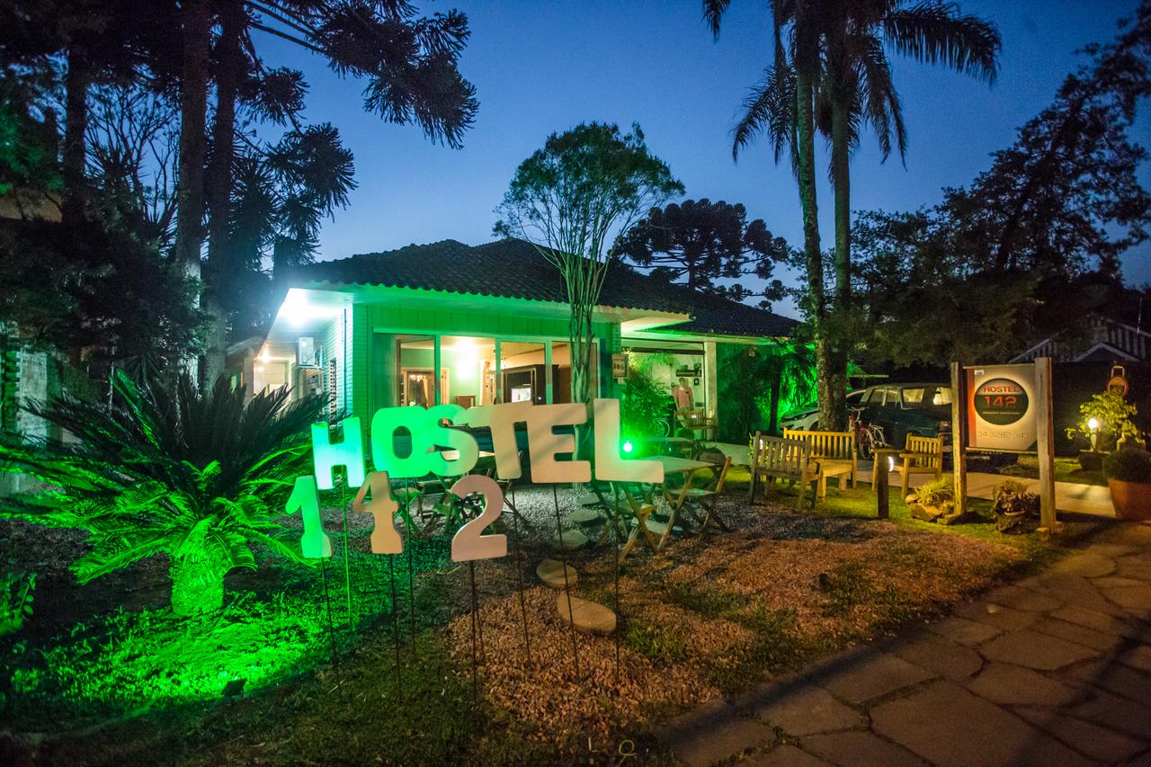 Vista Exterior Hostel 142