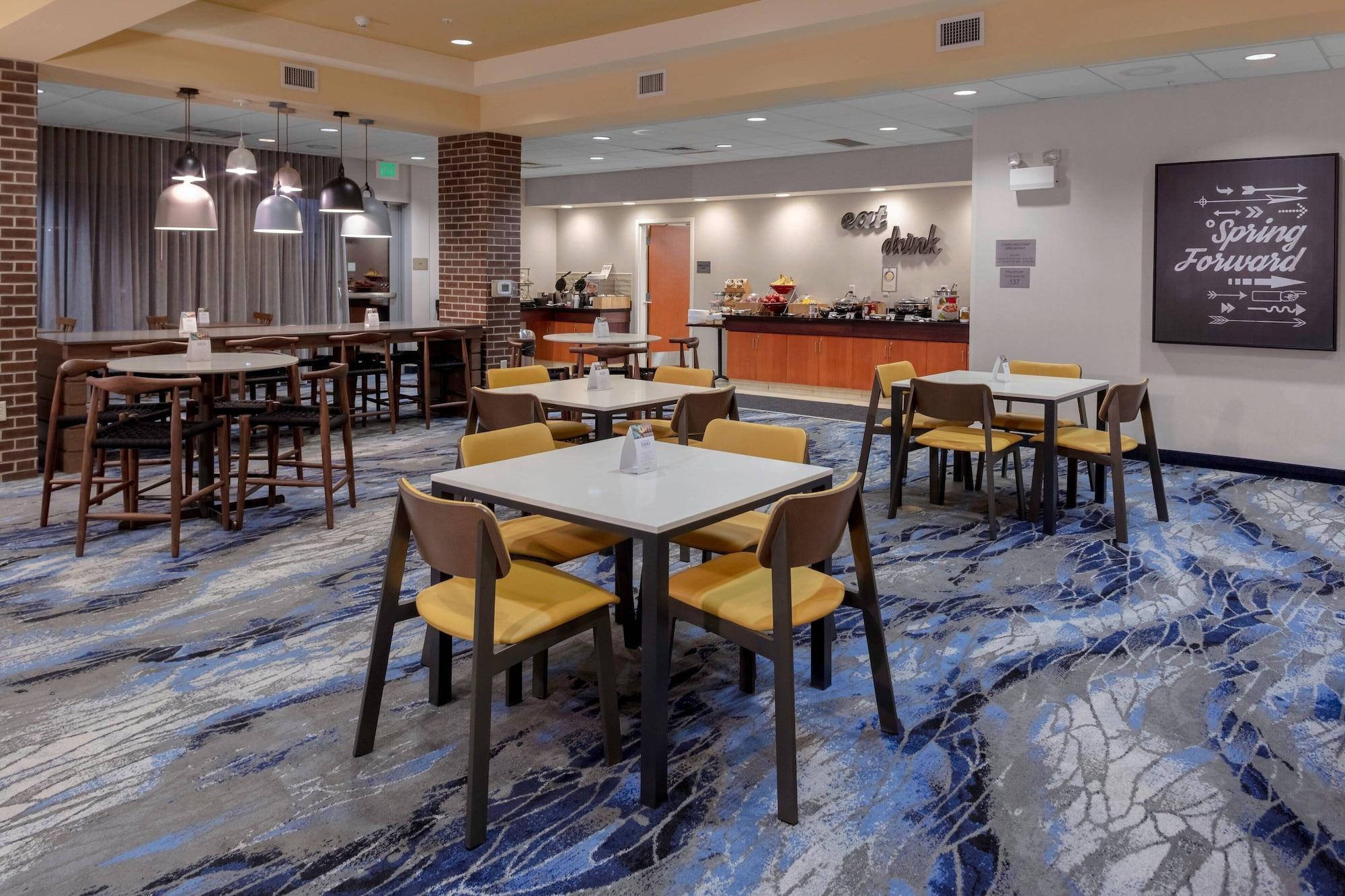Restaurant Fairfield Inn & Suites by Marriott Wichita Downtown