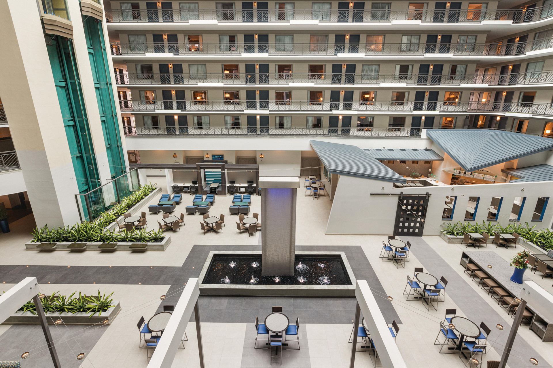Restaurant Embassy Suites by Hilton Miami International Airport