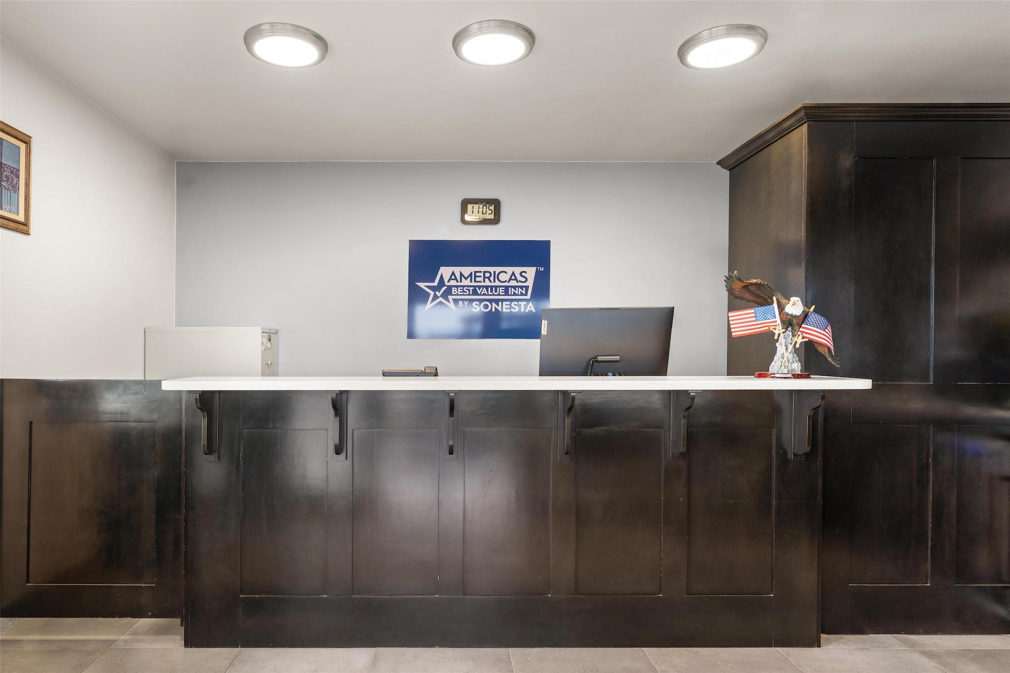 Vista Lobby AMERICAS BEST VALUE INN BY SONESTA PECOS