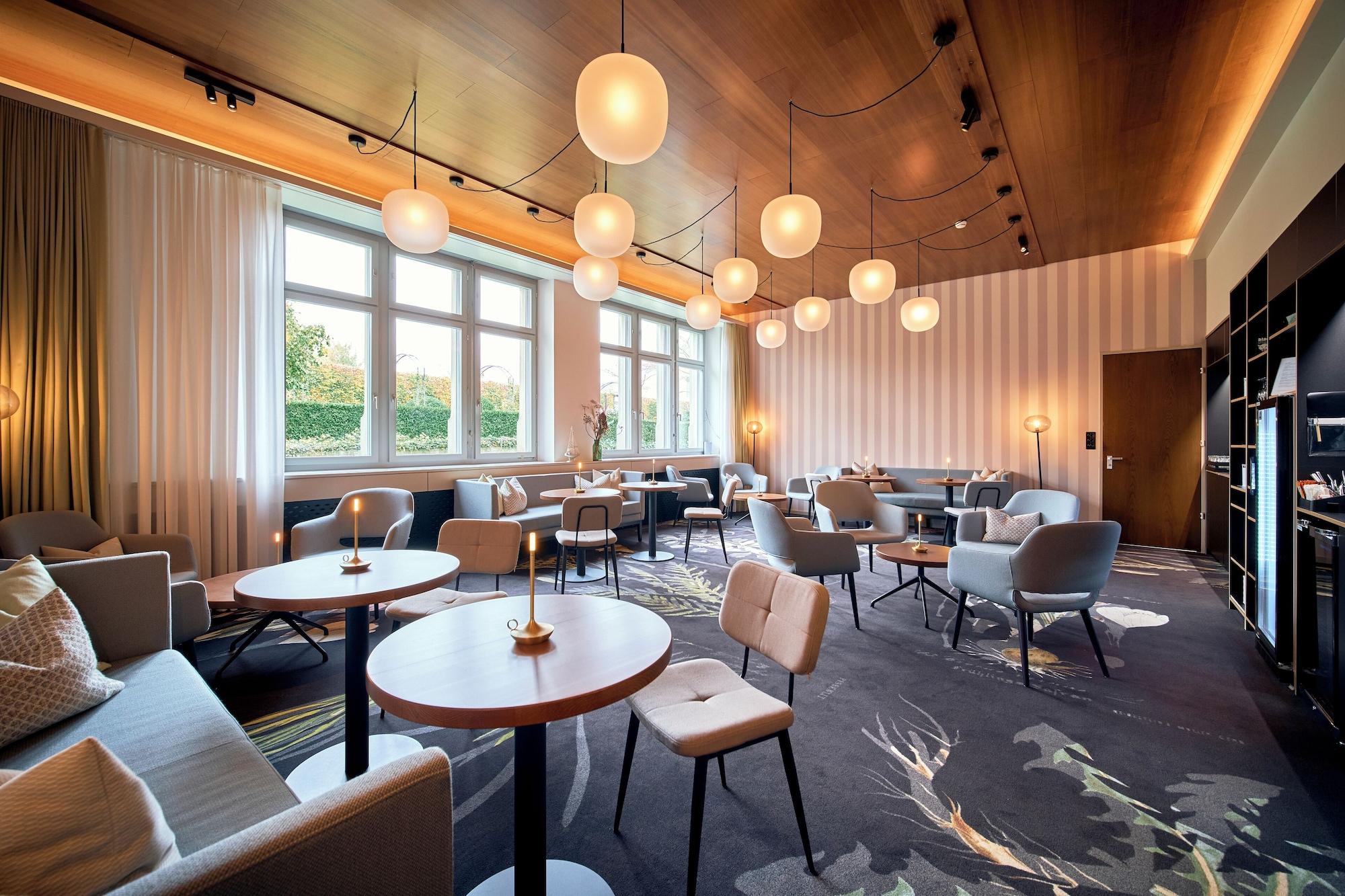 Bar/Salón Hotel Arenenberg