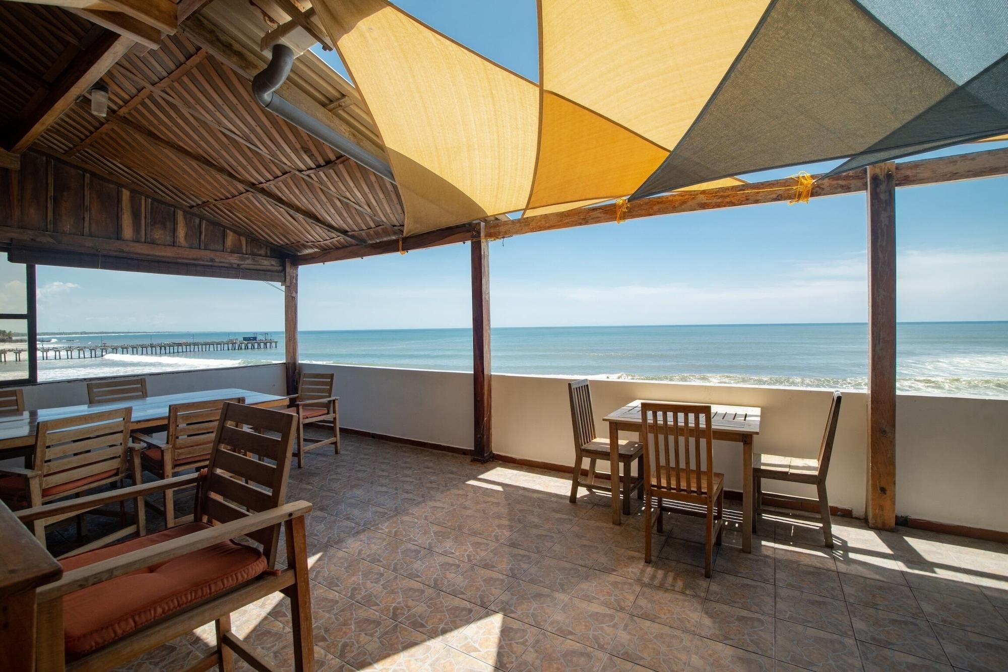 Restaurant Ast Surf Hotel